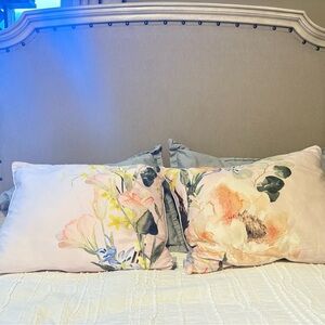 Ted Baker London Pastel Floral Pillow Set